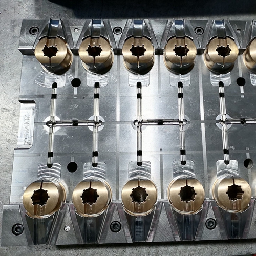 external spring pump actuator moulds aerosol valve 4cc actuator molds 03.jpg